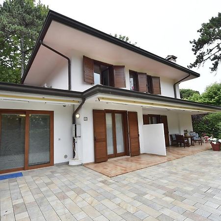 La Villa Elisabeth Lignano Sabbiadoro Exterior photo